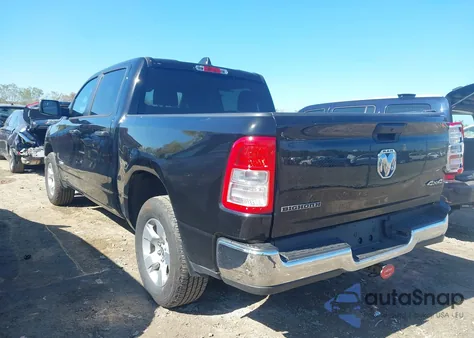 2024 Ram 1500 Big Horn 4X4 5'7 Box z USA, uszkodzony, nr VIN 1C6RRFFG6RN233232